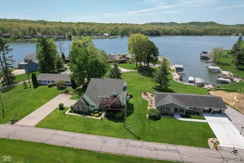 889 E North Shore Drive, Brownstown, IN 47220 - MLS#: 22037155