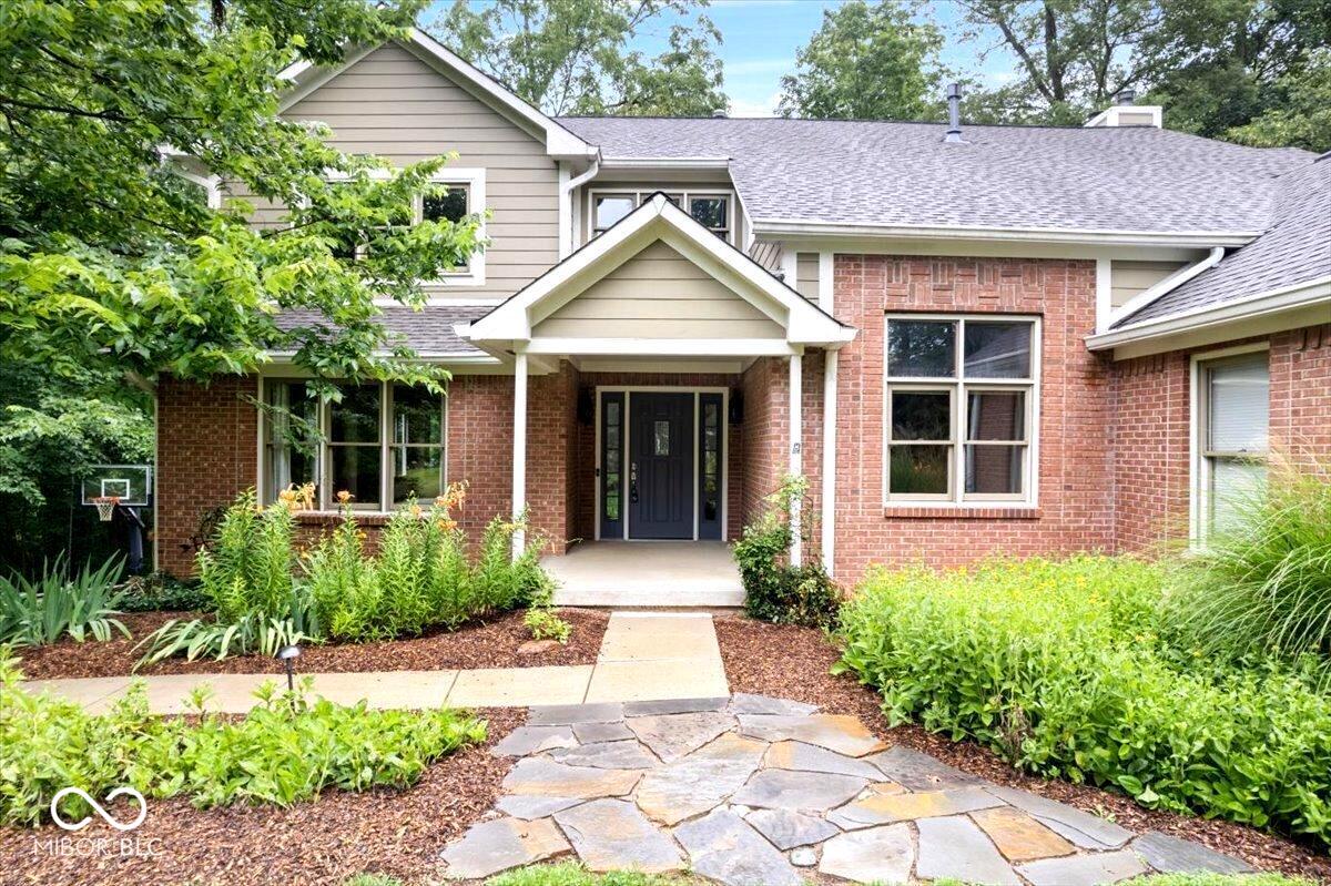 8801 Traders Landing