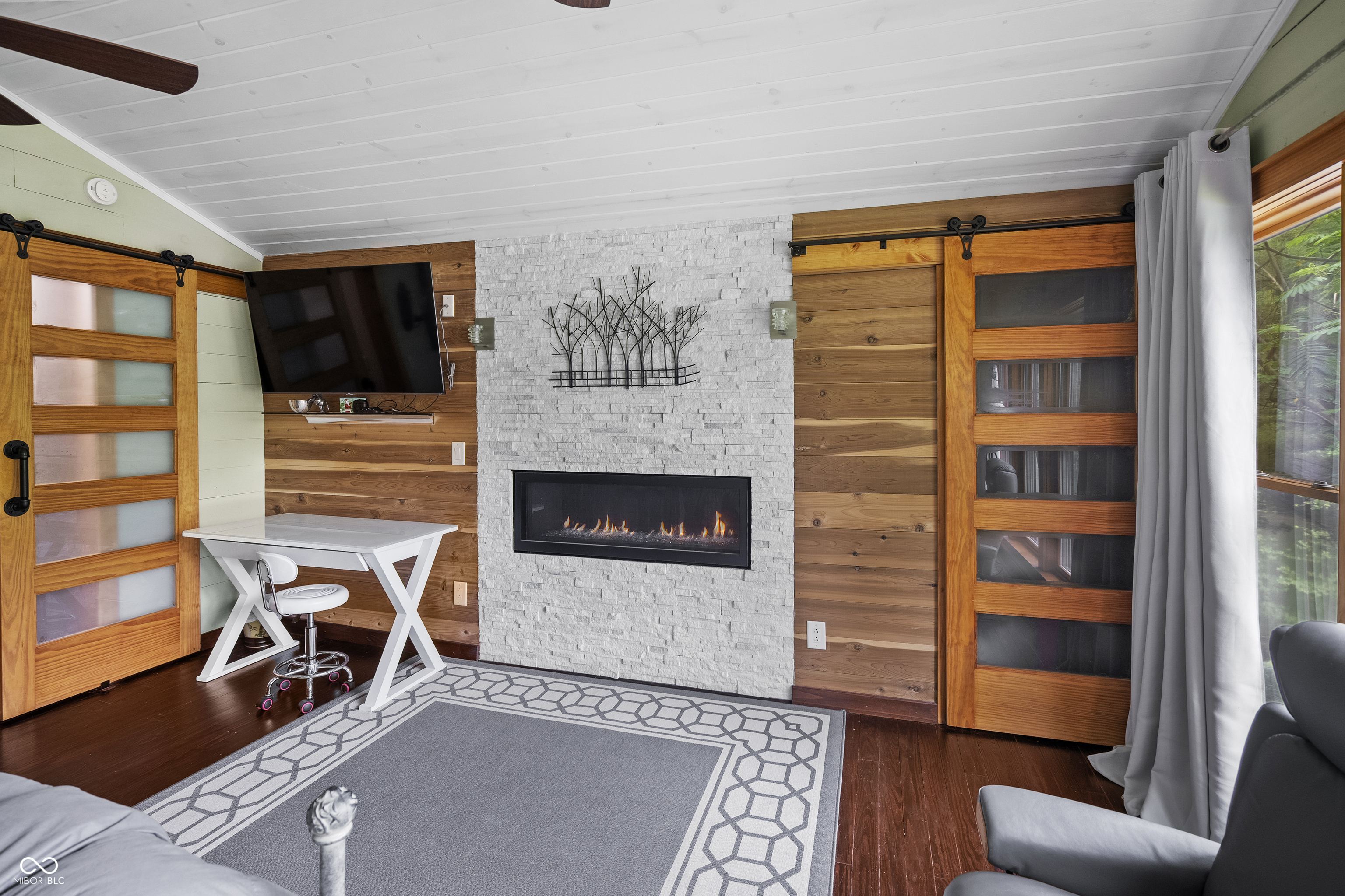 4126 E Rembrandt Drive