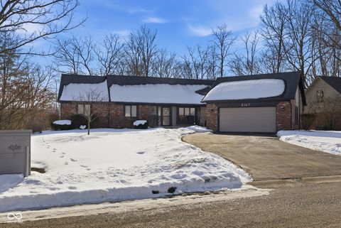 Photo of 8717 Swiftsail Court, Indianapolis, IN 46256 (MLS # 22083723)