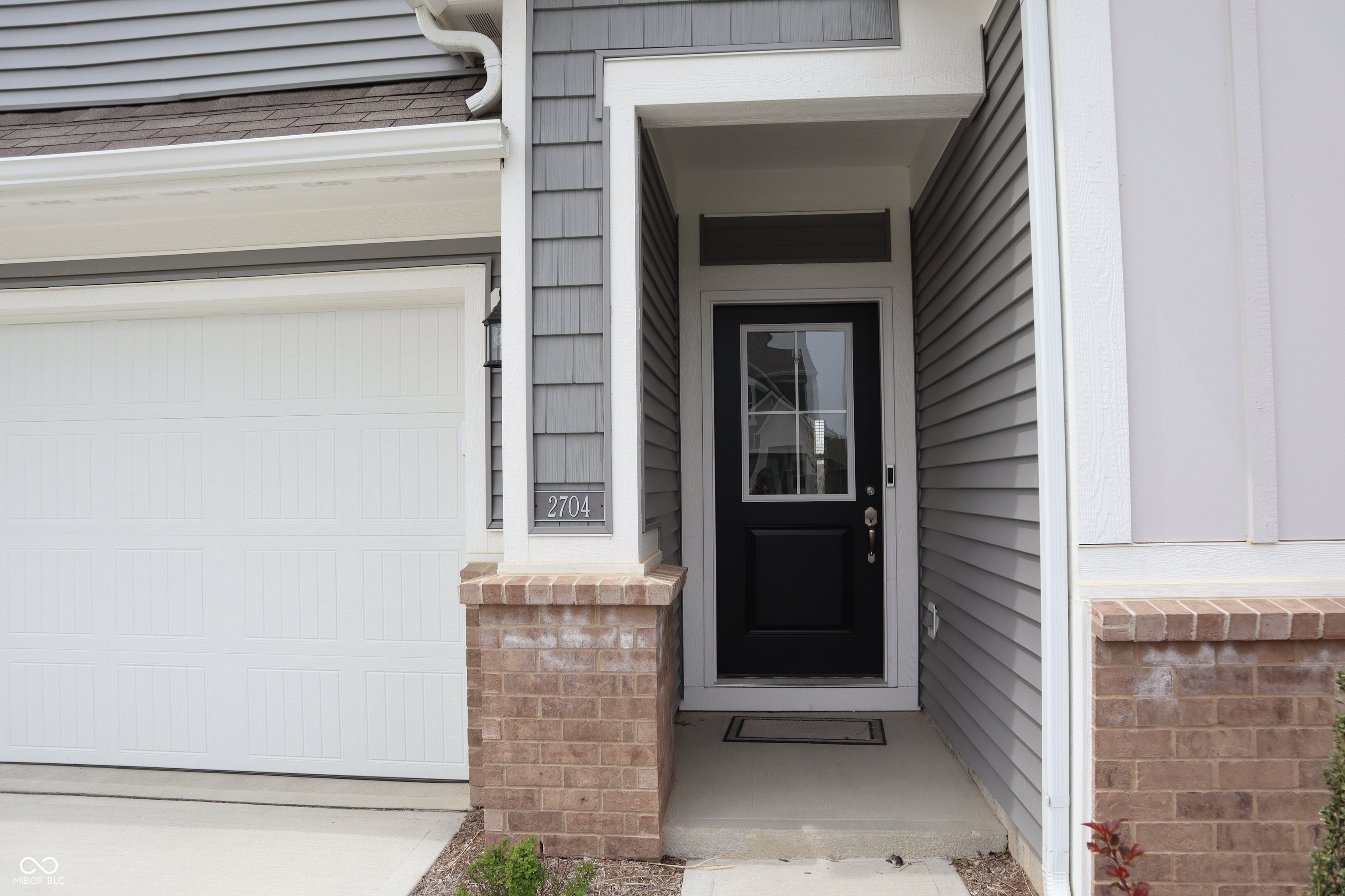 2704 Grassy Branch Drive