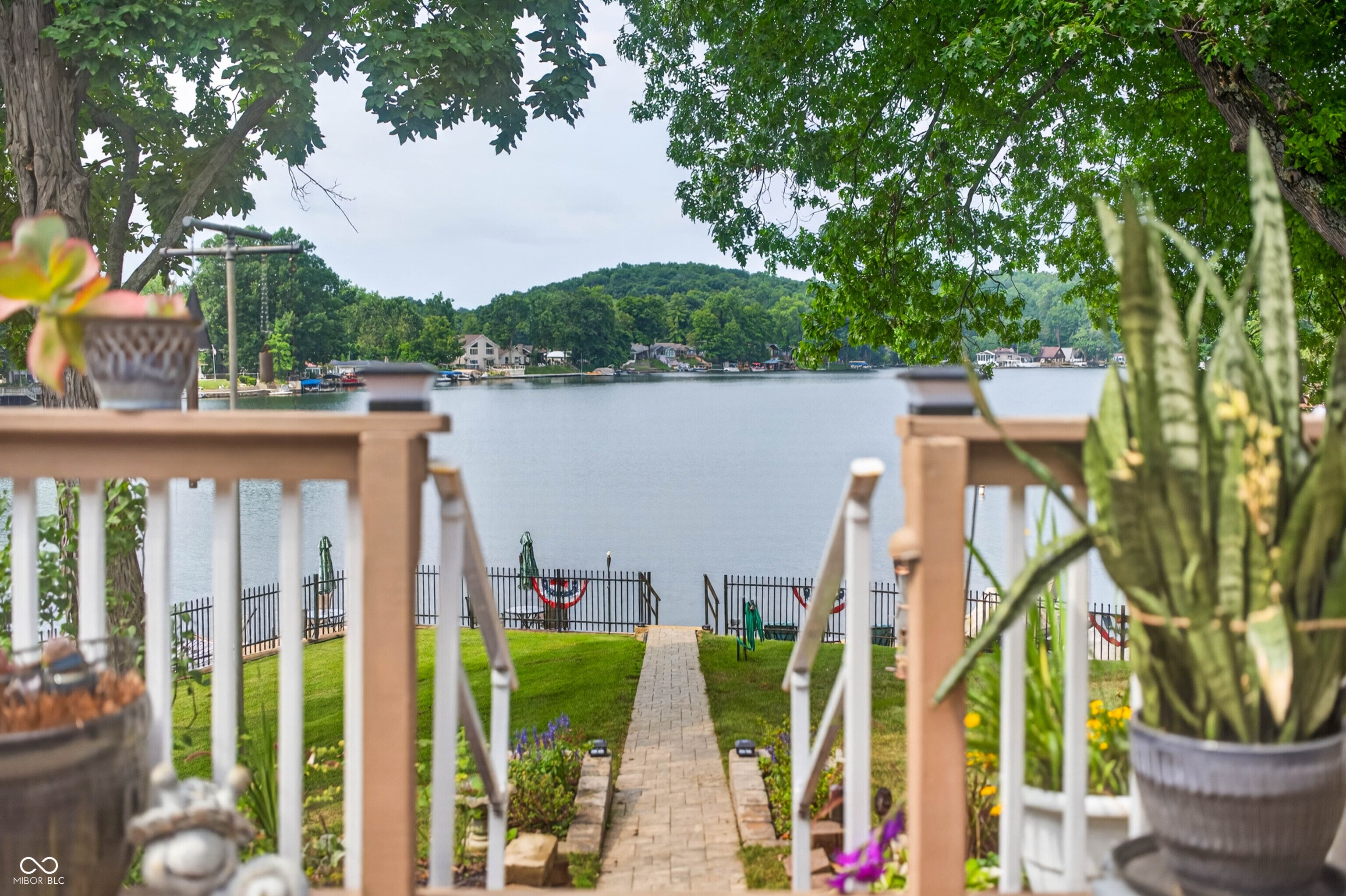 235 E Eagle Drive