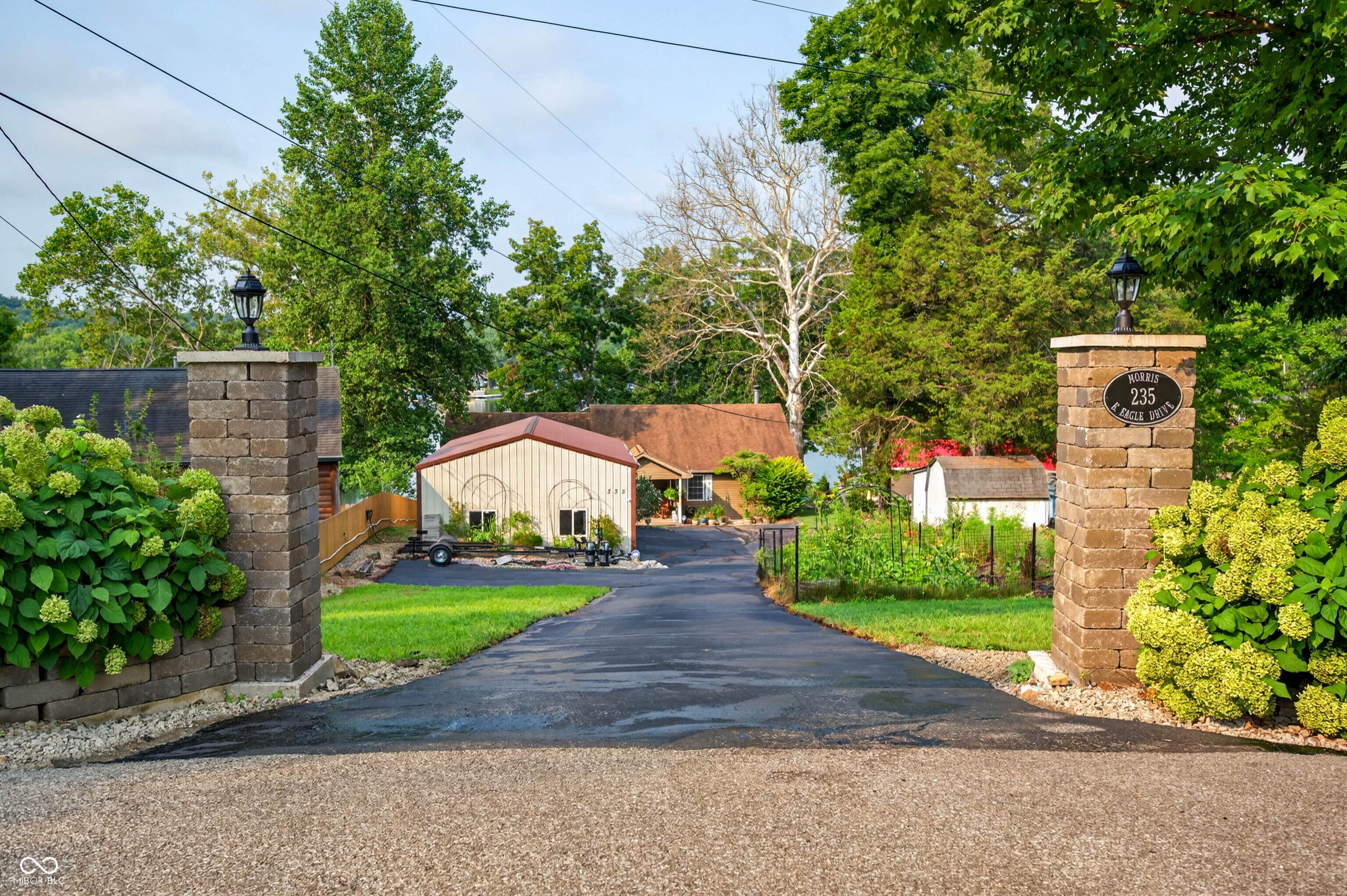 235 E Eagle Drive