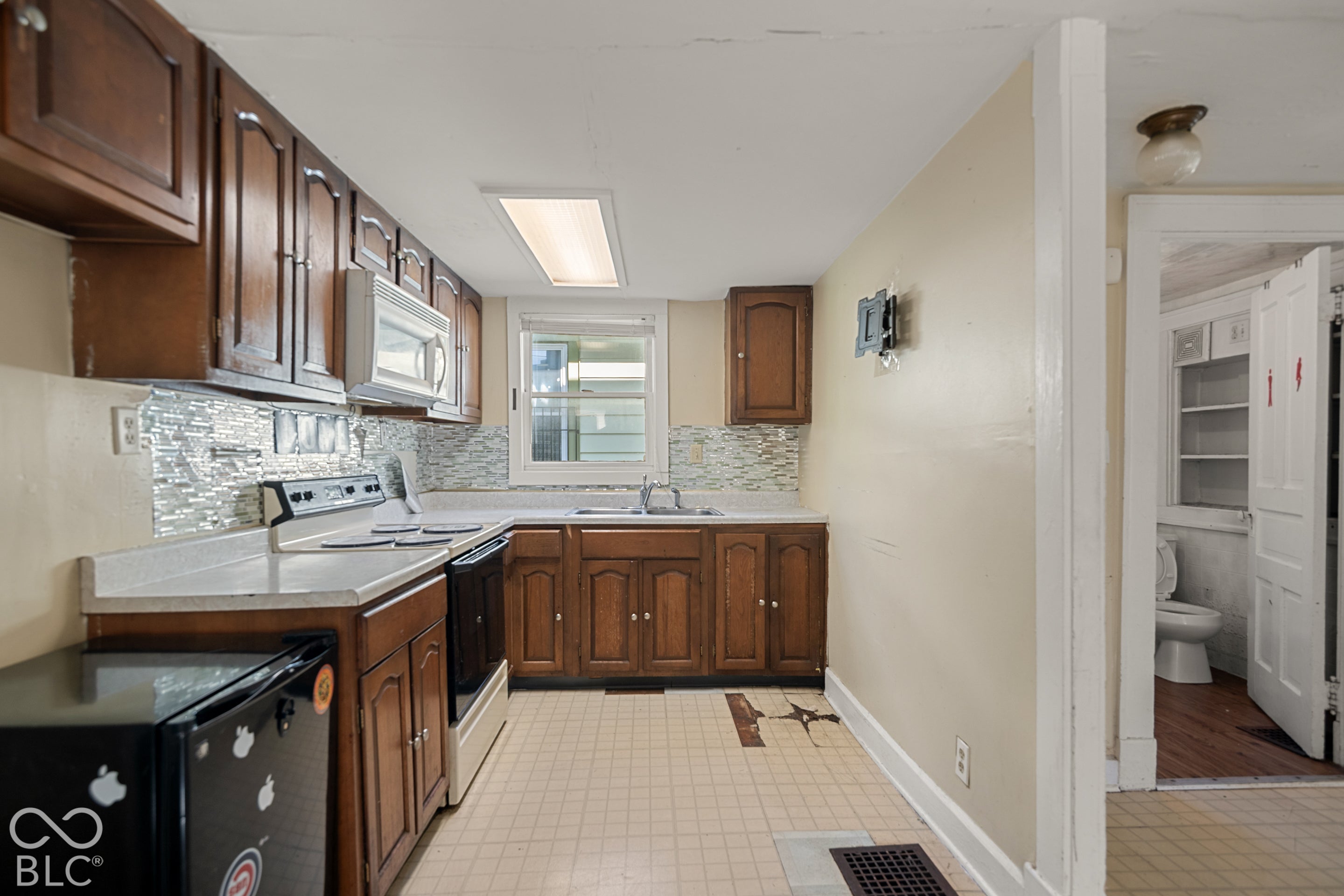 622 W 41st Street