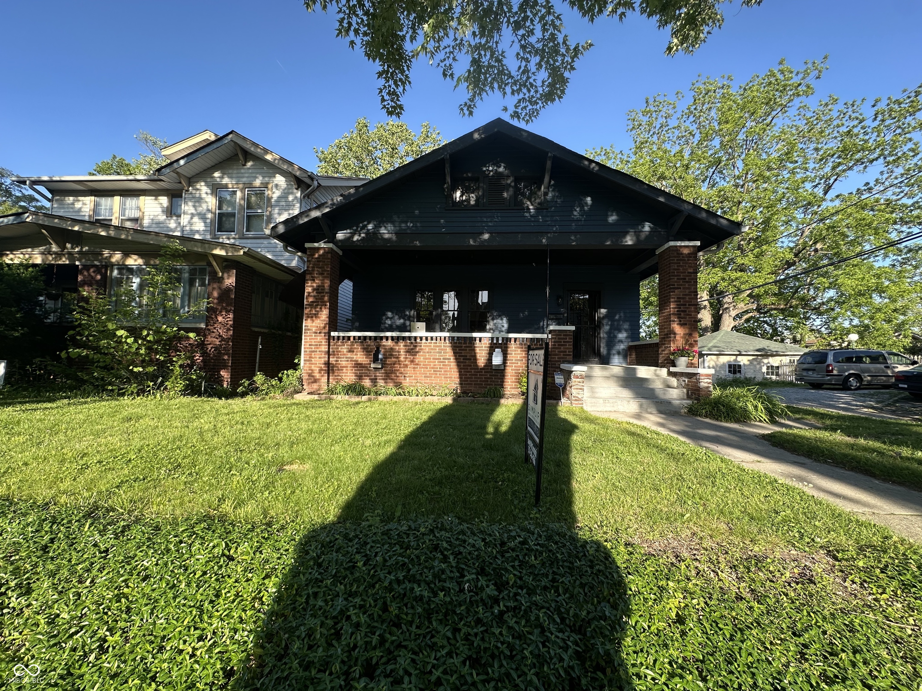 21 N Bosart Avenue