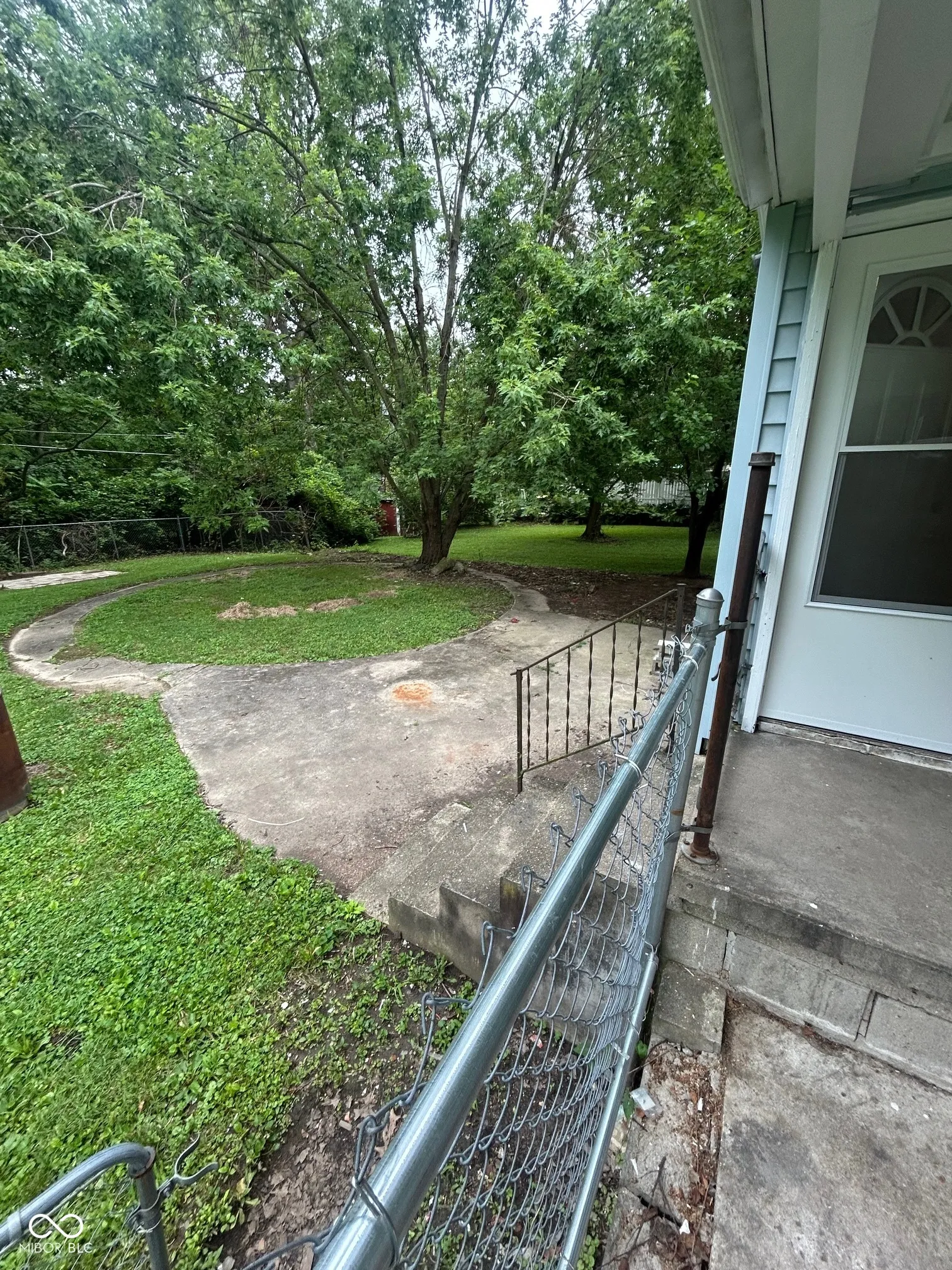 Anderson, Indiana 46012, United States, 3 Bedrooms Bedrooms, ,2 BathroomsBathrooms,Residential,Pending,172400