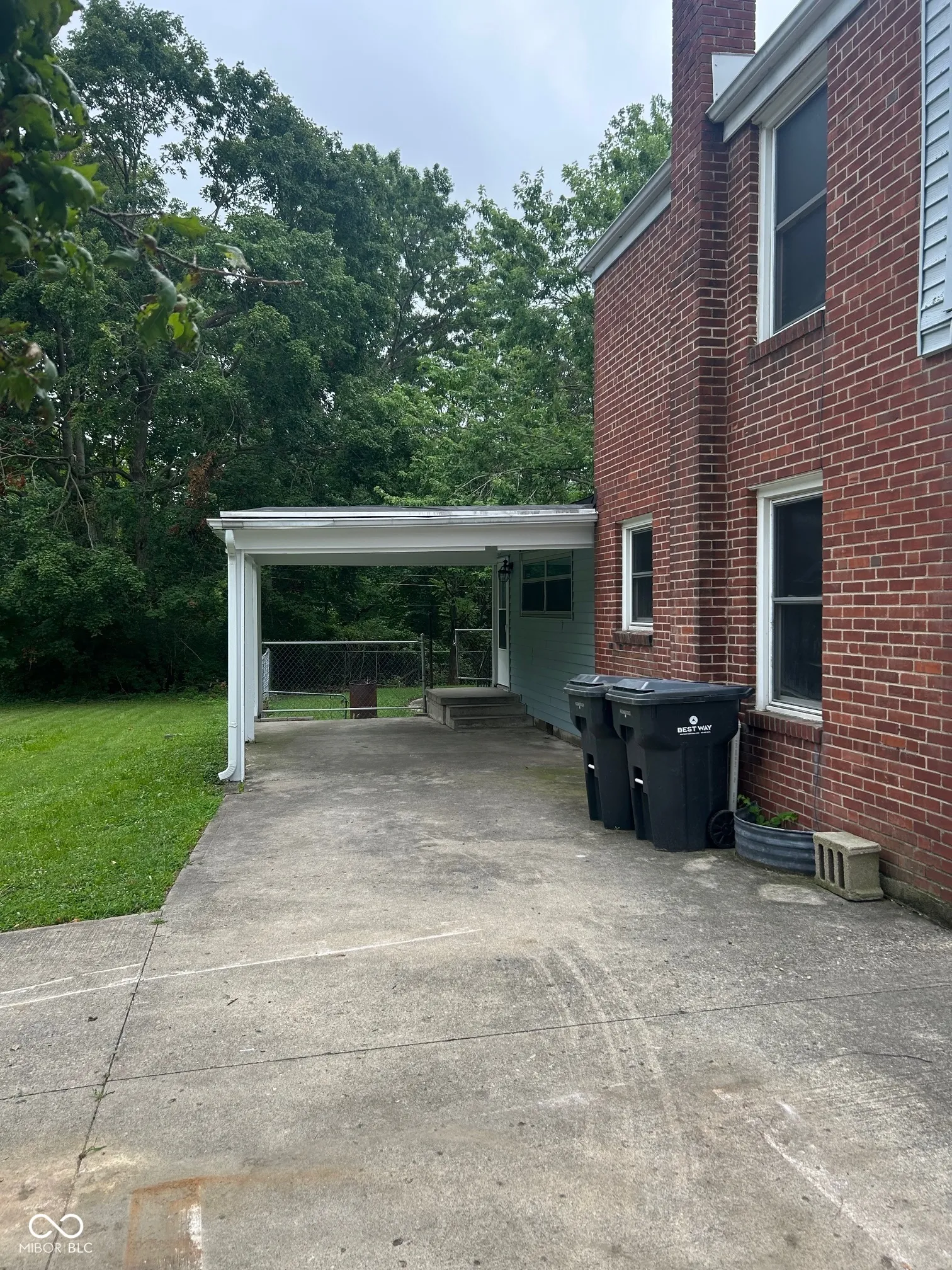 Anderson, Indiana 46012, United States, 3 Bedrooms Bedrooms, ,2 BathroomsBathrooms,Residential,Pending,172400