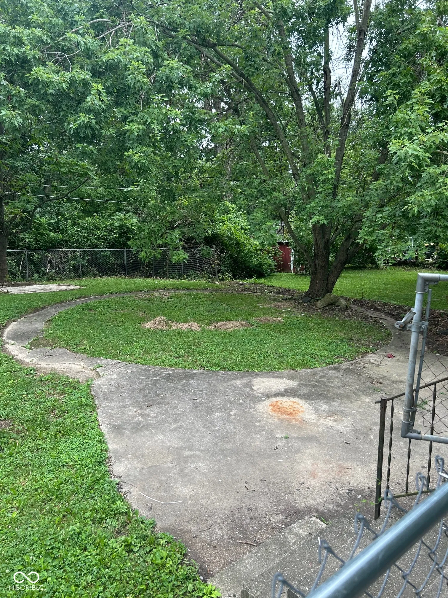 Anderson, Indiana 46012, United States, 3 Bedrooms Bedrooms, ,2 BathroomsBathrooms,Residential,Pending,172400