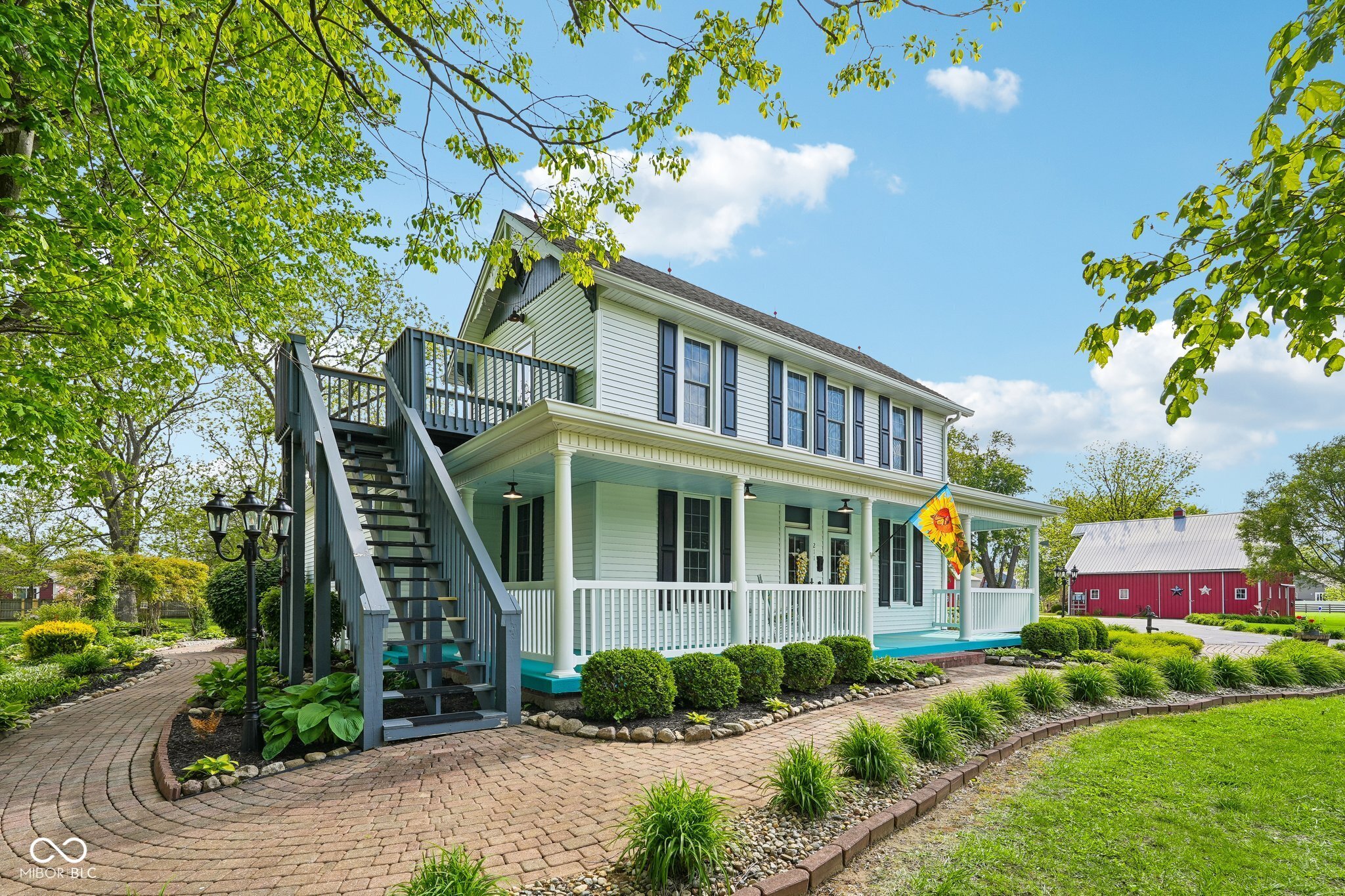 211 Whiteland Road