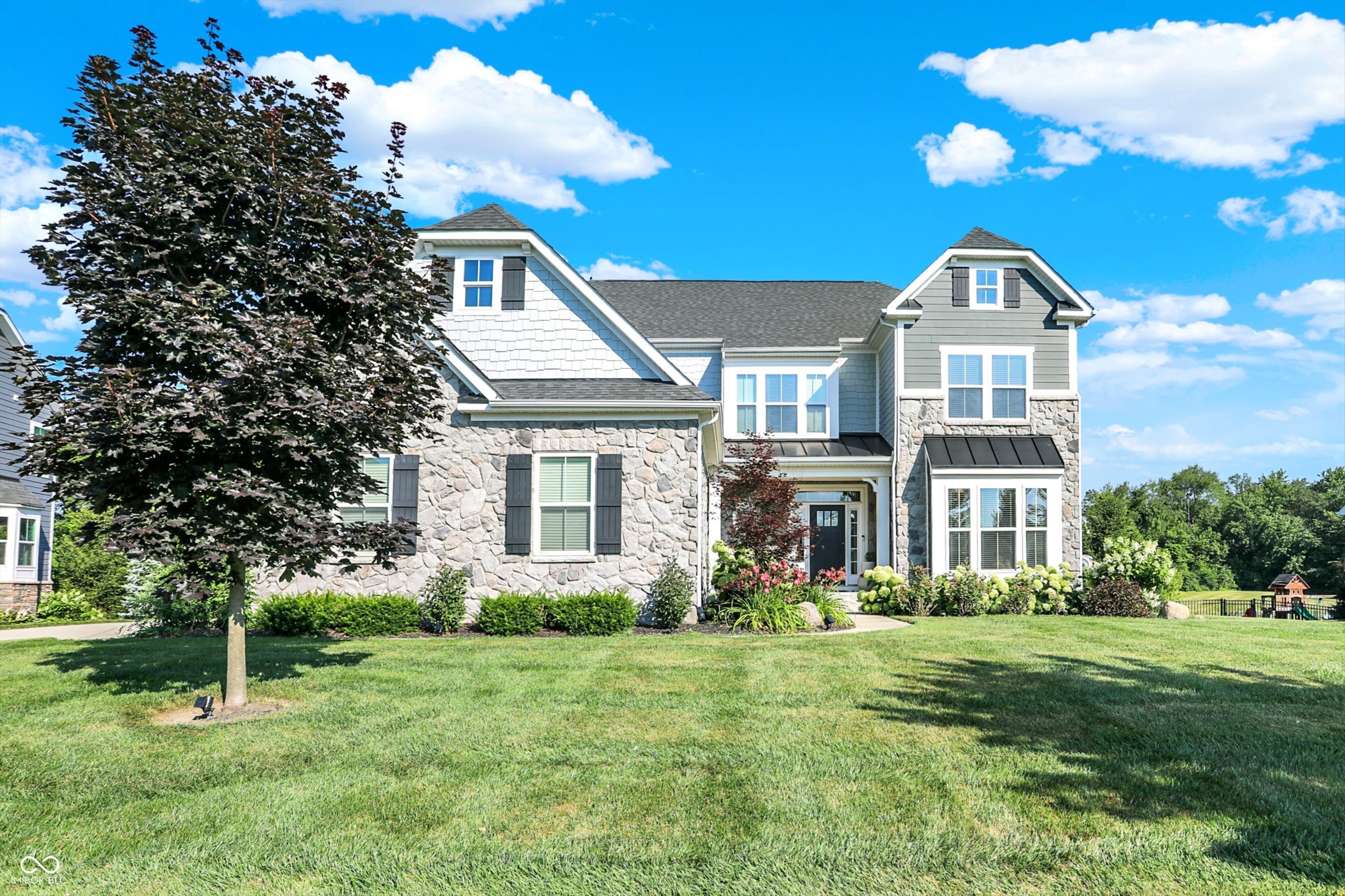 16711 Meadow Wood Drive