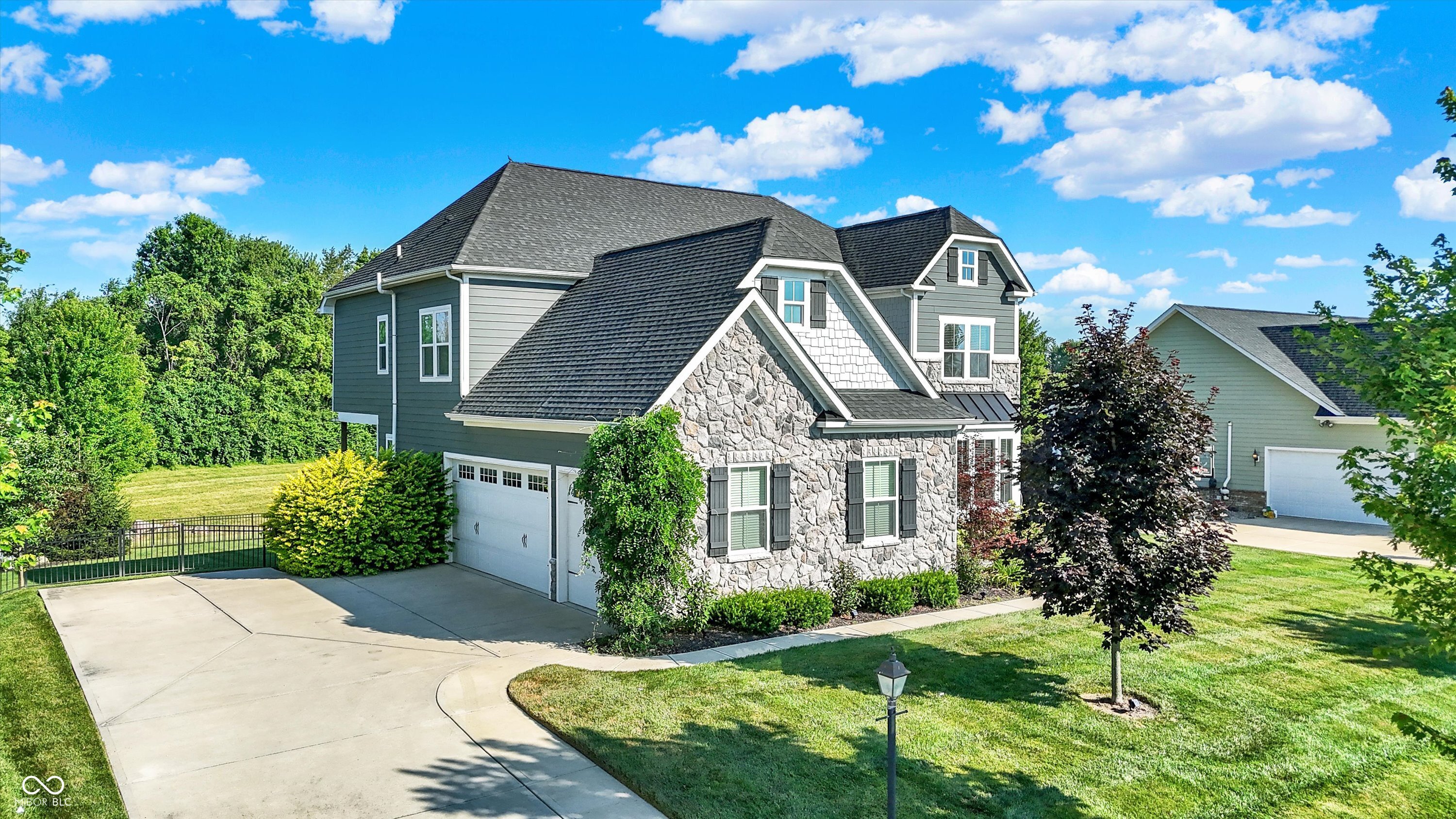 16711 Meadow Wood Drive