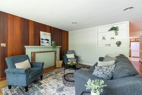 Photo of 815 S Rose Avenue, Bloomington, IN 47401 (MLS # 22041199)