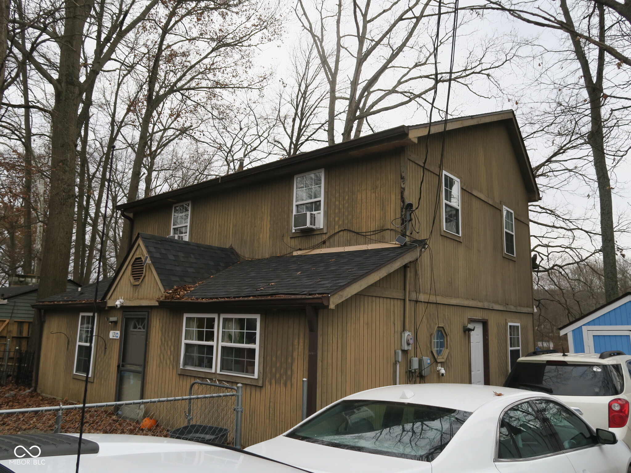 121 Lake Hart