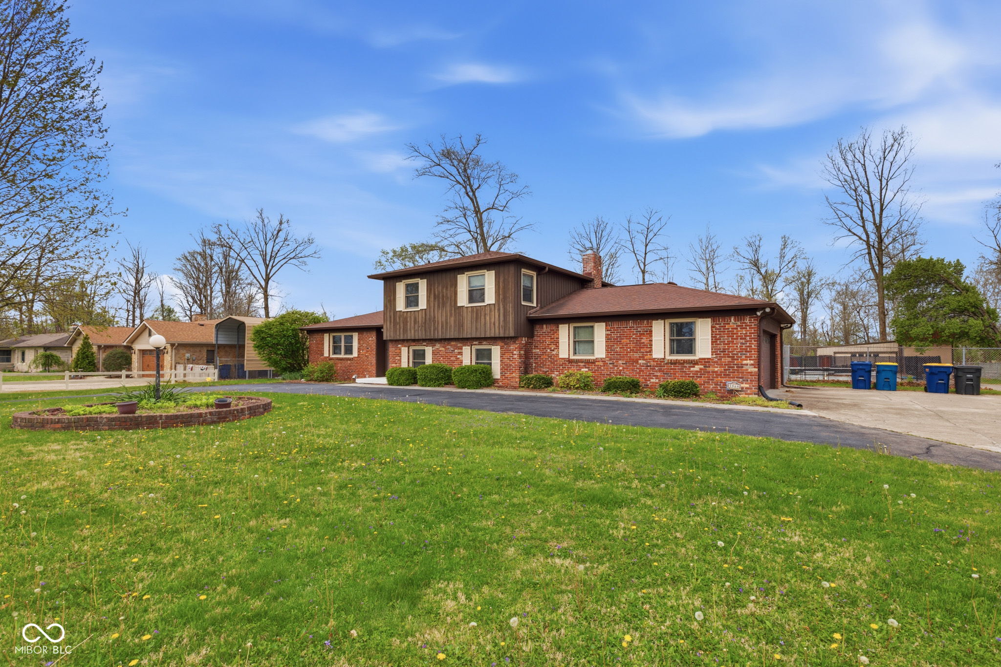 5968 N Carroll Road
