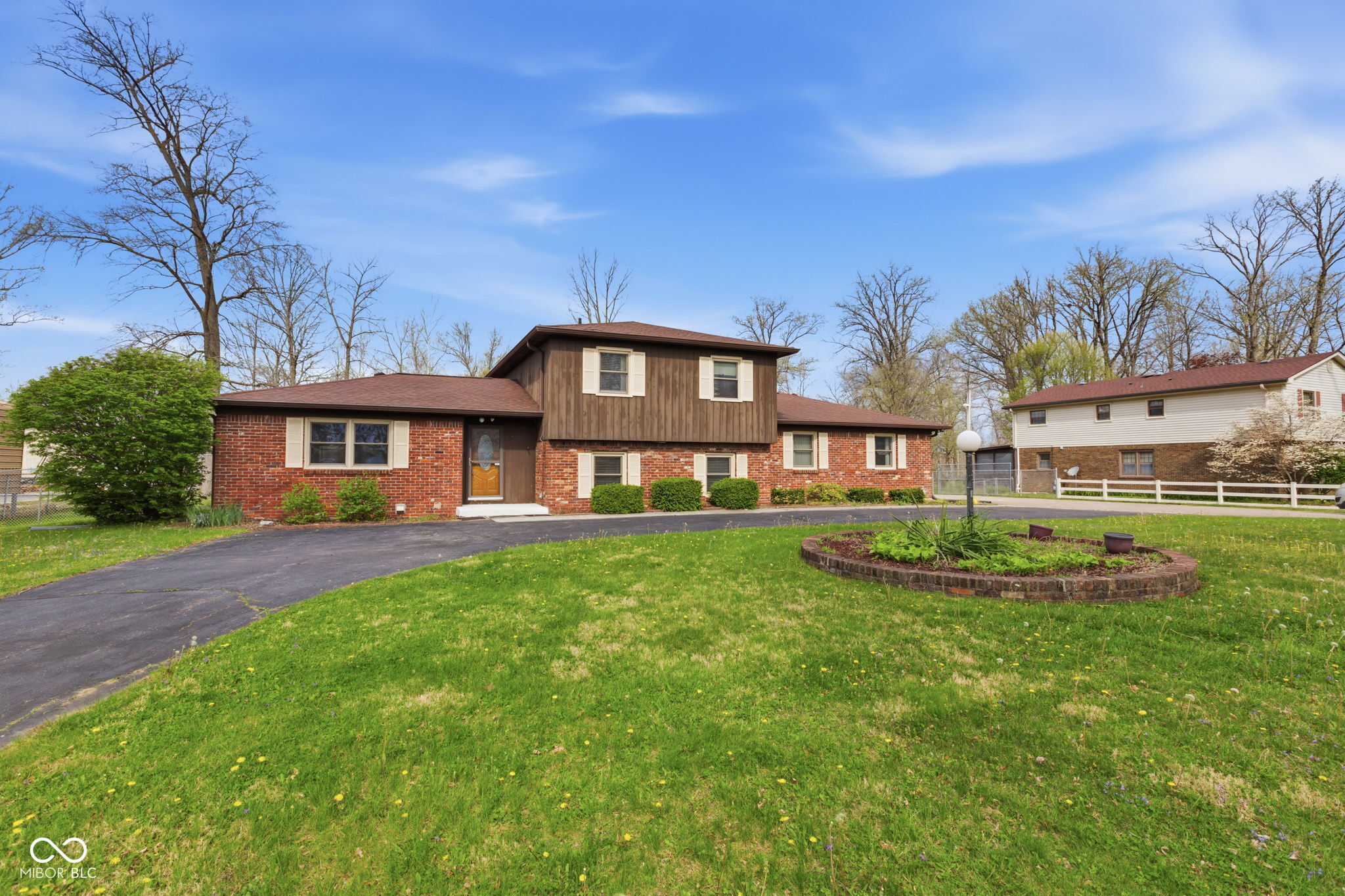 5968 N Carroll Road