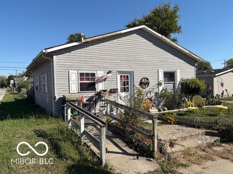 Photo of 539 N Plum Street, Albany, IN 47320 (MLS # 22067746)