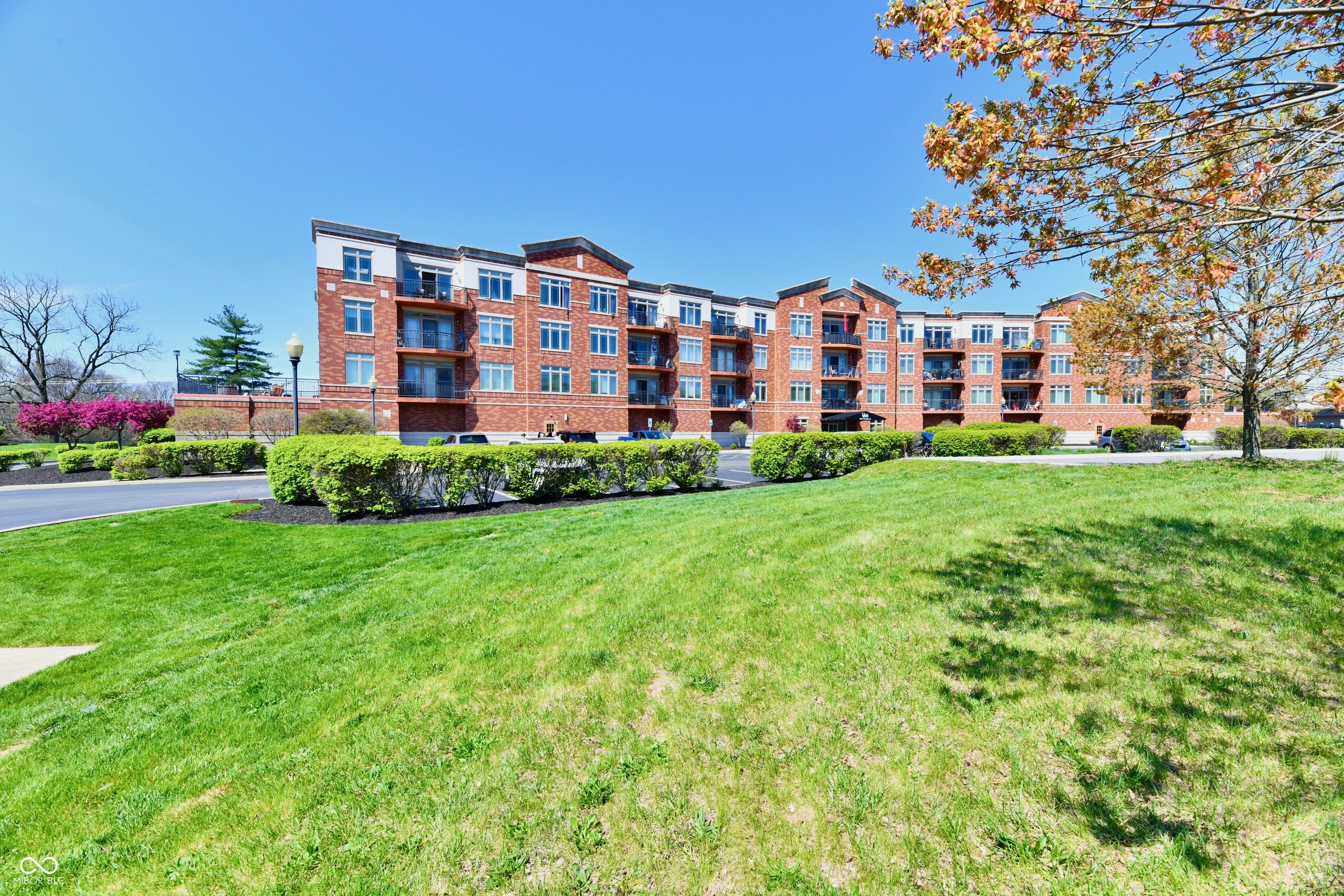 20971 Shoreline Court 302