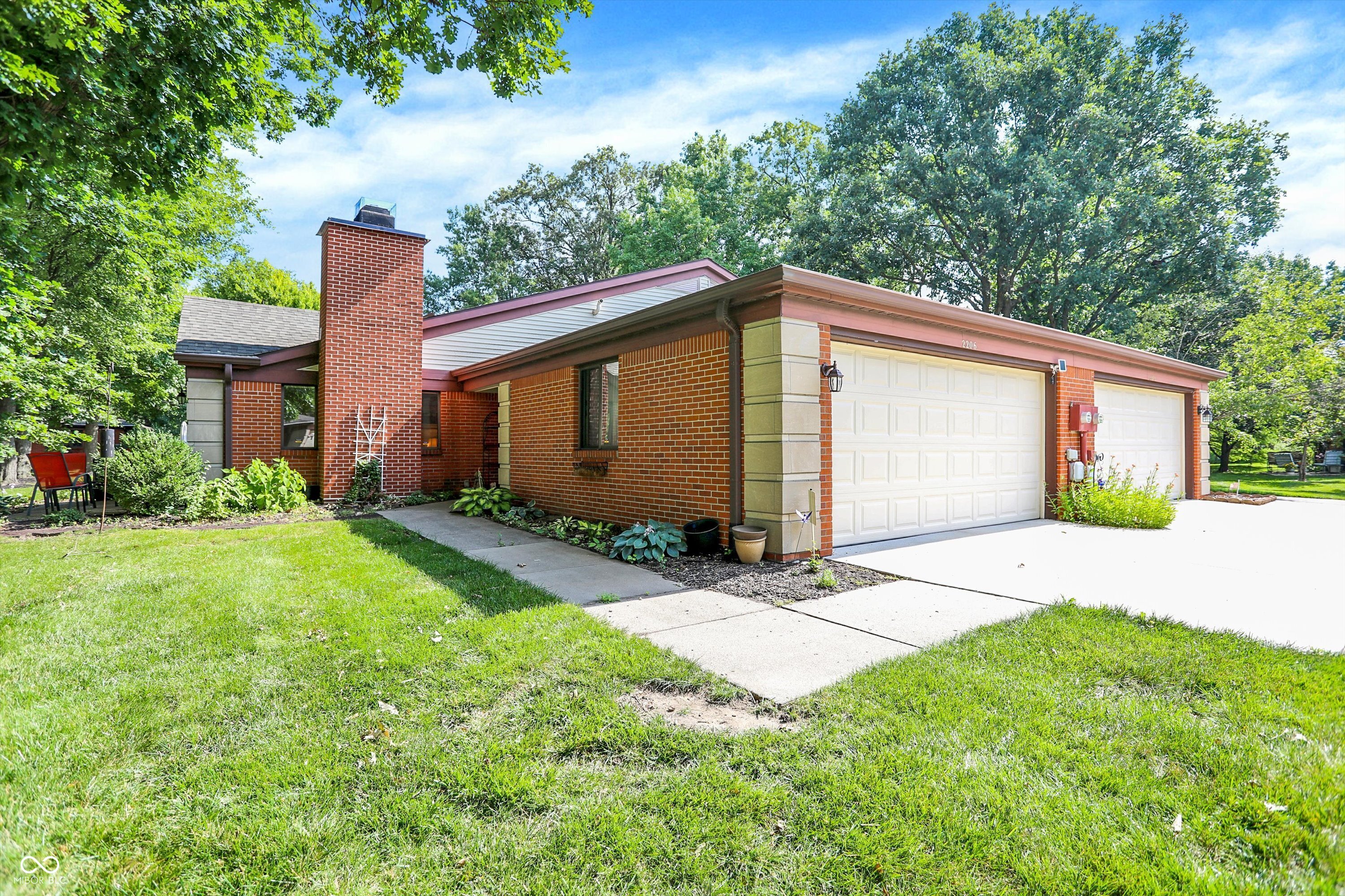 2206 Emily Drive