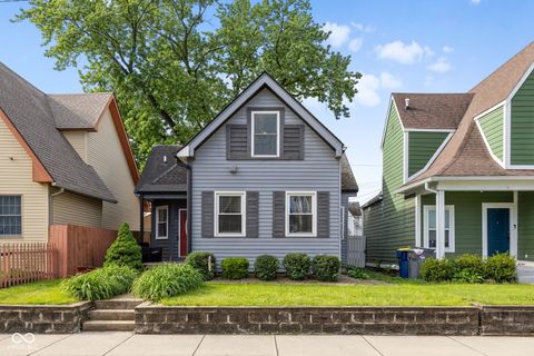 Photo of 523 Parkway Avenue, Indianapolis, IN 46203 (MLS # 22102983)