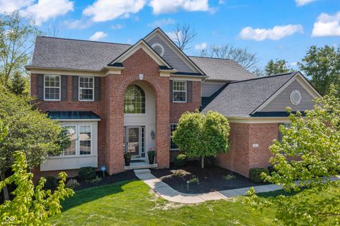 Photo of 9827 Belcrest Lane, Indianapolis, IN 46256 (MLS # 22096179)