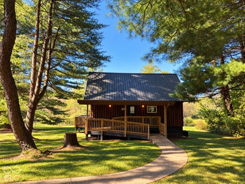 Photo of 8208 E State Road 46, Bloomington, IN 47401 (MLS # 22130053)
