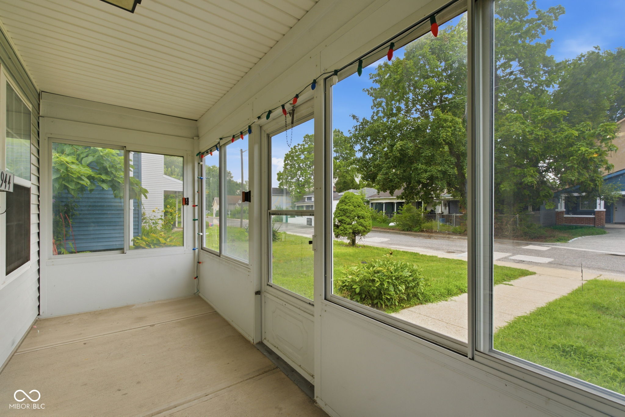 944 W 26th Street