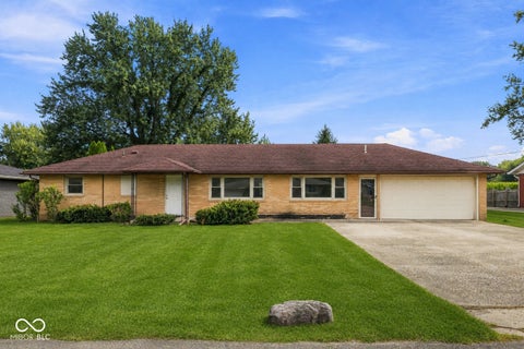 Photo of 139 South Street, Chesterfield, IN 46017 (MLS # 22122856)