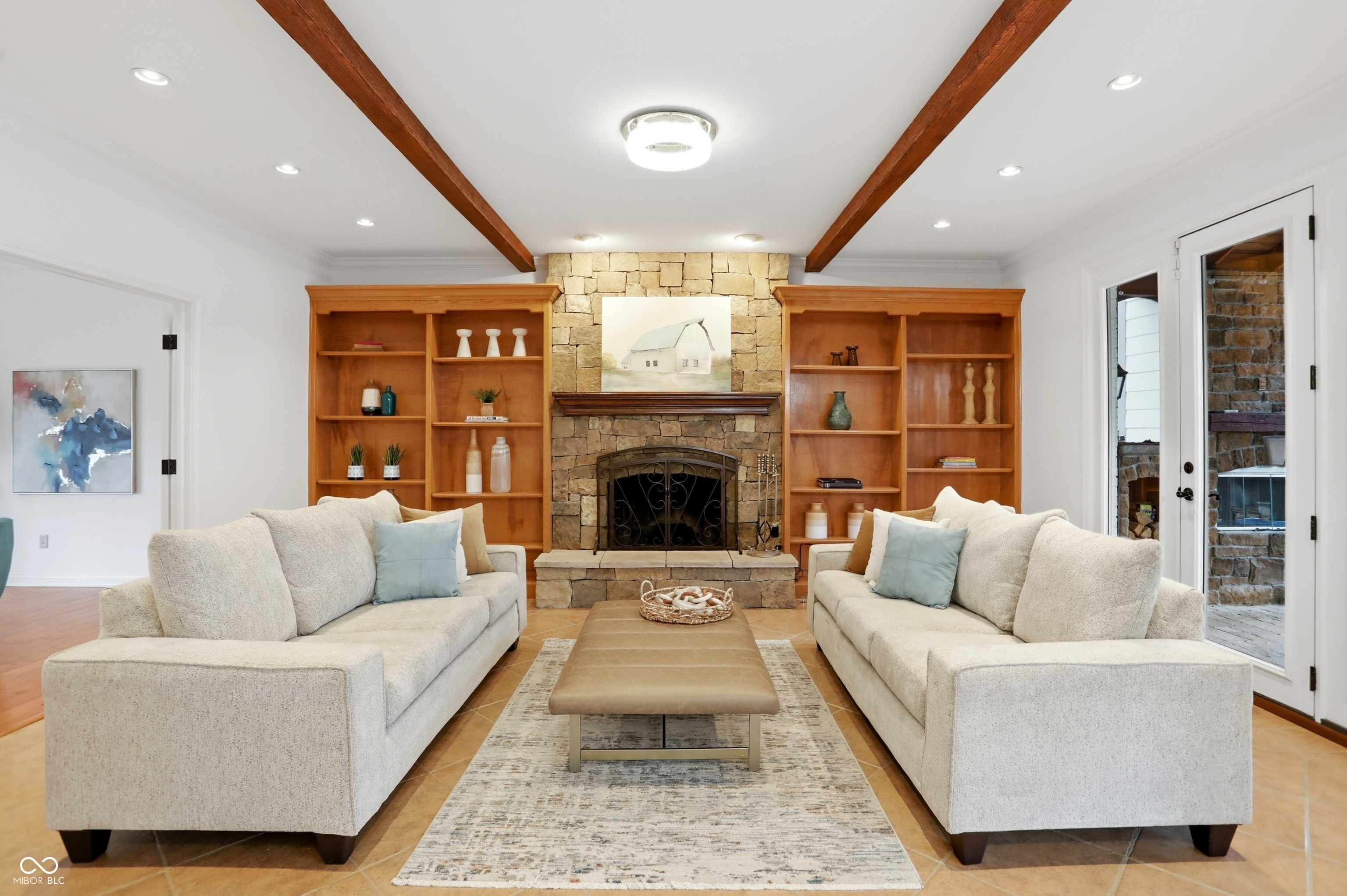 10368 Woods Edge Drive