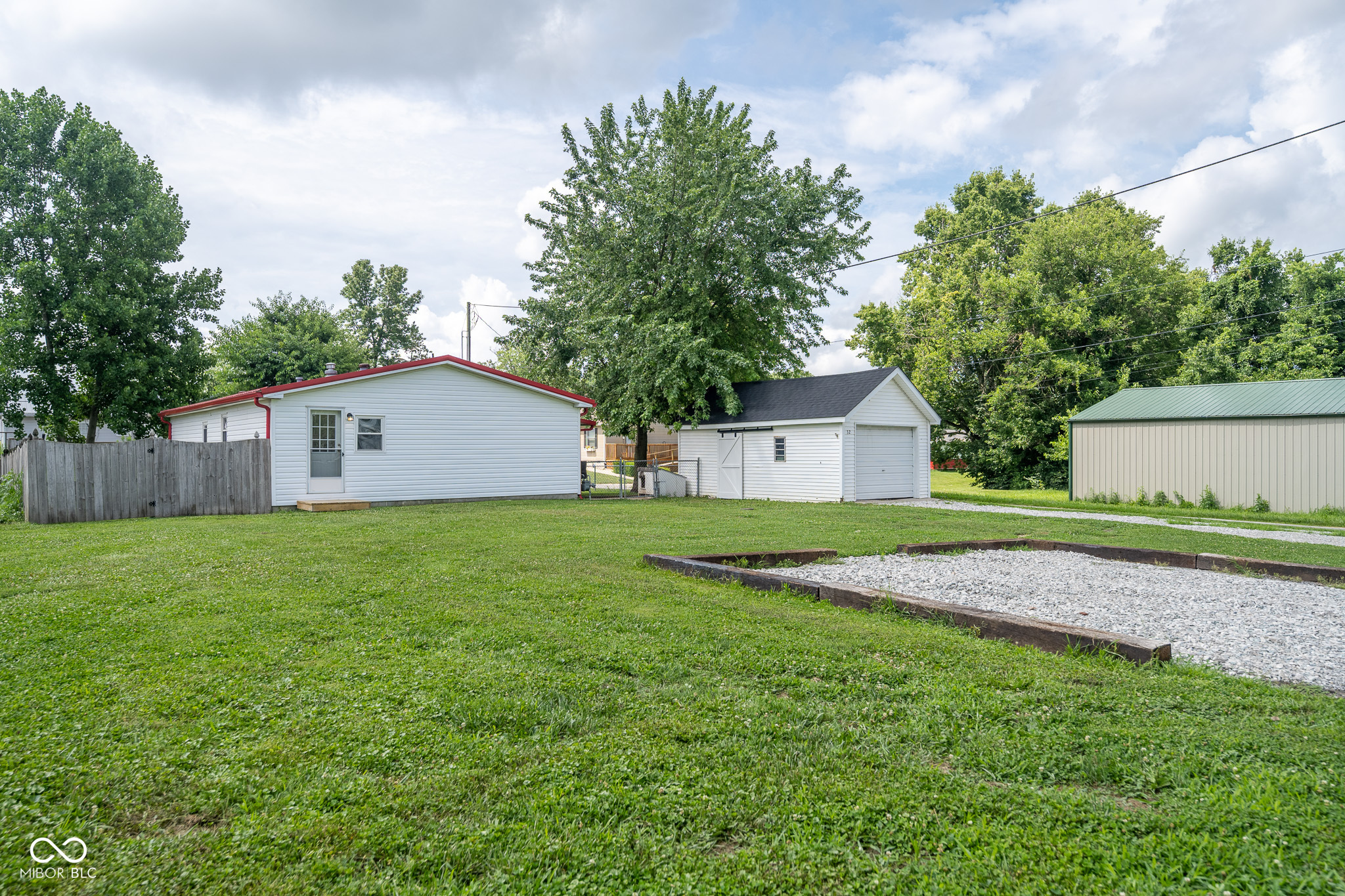 32 Martinsville Street