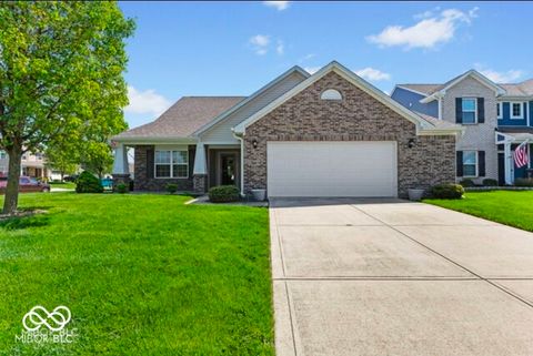 Photo of 3311 Stoddard Place, Indianapolis, IN 46217 (MLS # 22097085)