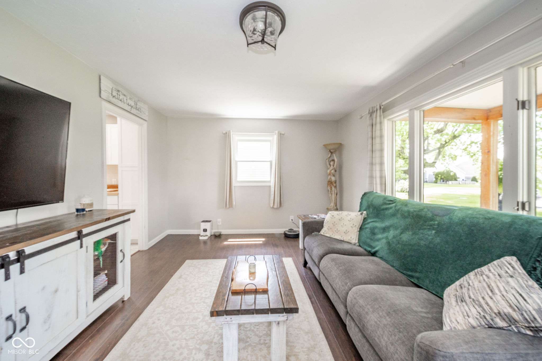 433 N 15th Avenue