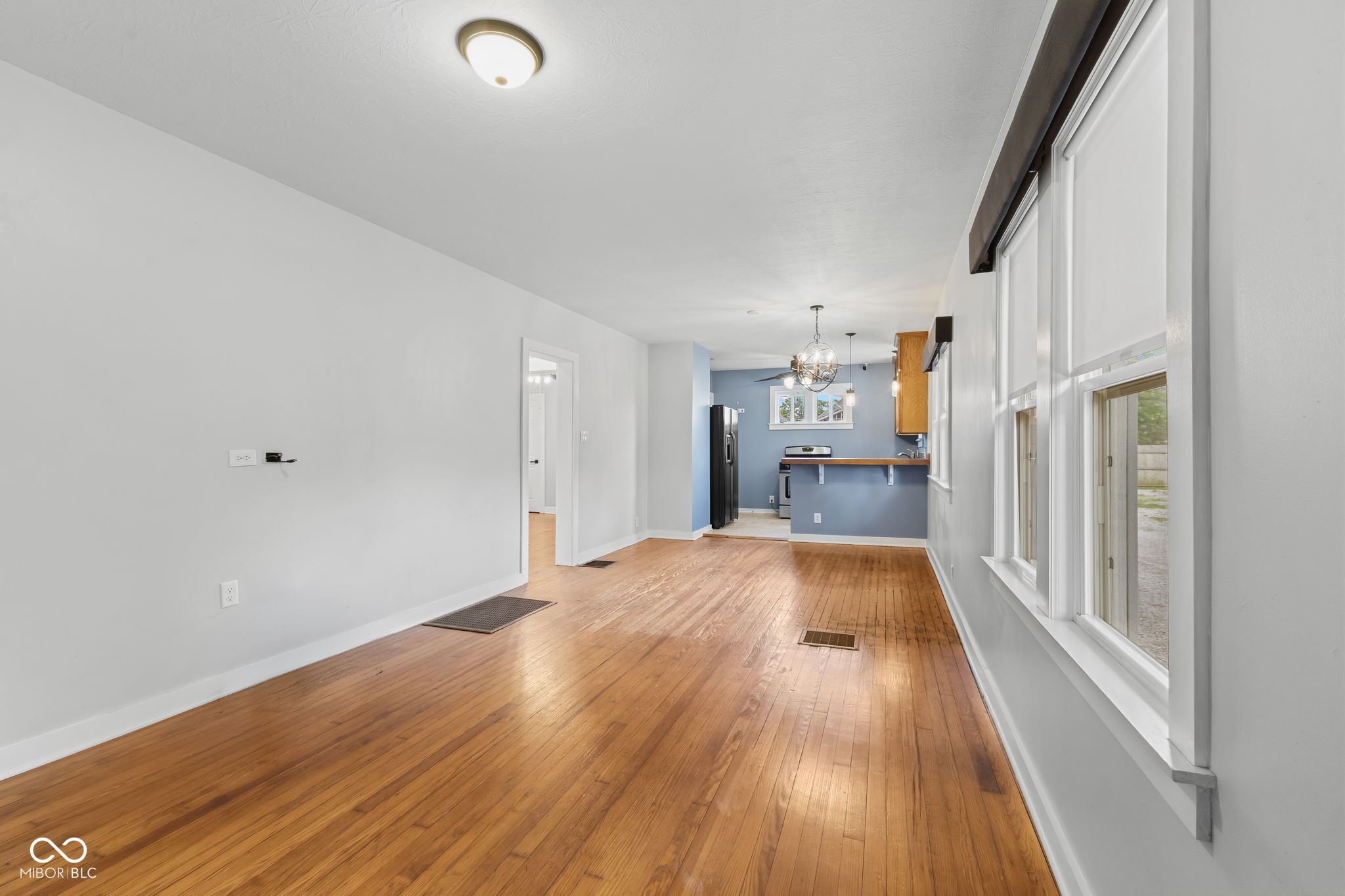 331 N 17th Avenue