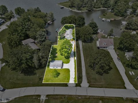 Photo for 884 SE Ontario Trail