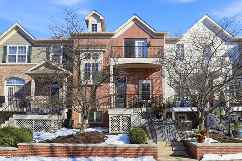 Photo of 213 Manchester Drive, Zionsville, IN 46077 (MLS # 22079345)