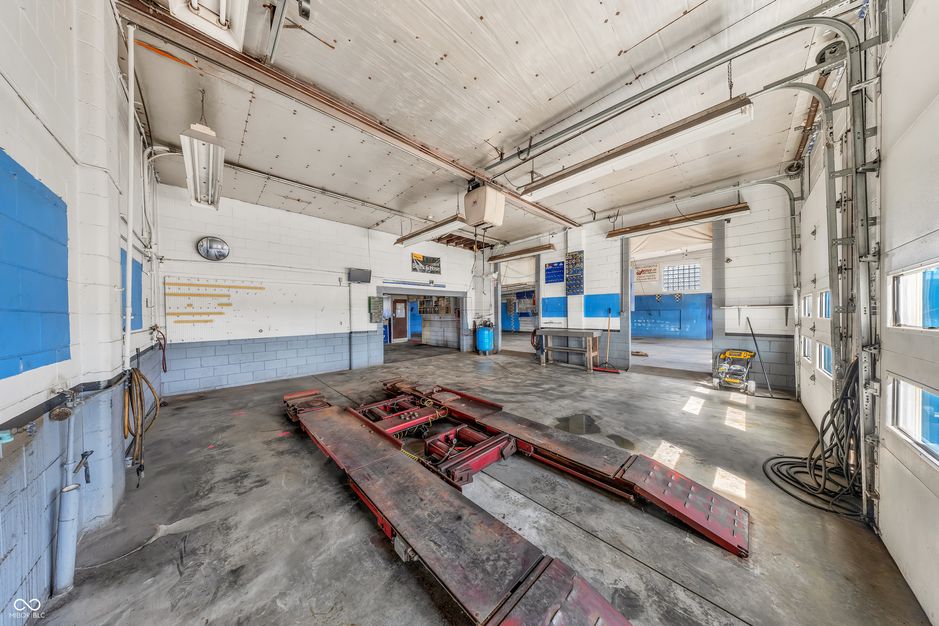 5982 W State Road 32