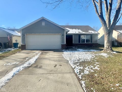 Photo of 2619 Cooper Pointe Circle, Indianapolis, IN 46268 (MLS # 22076349)
