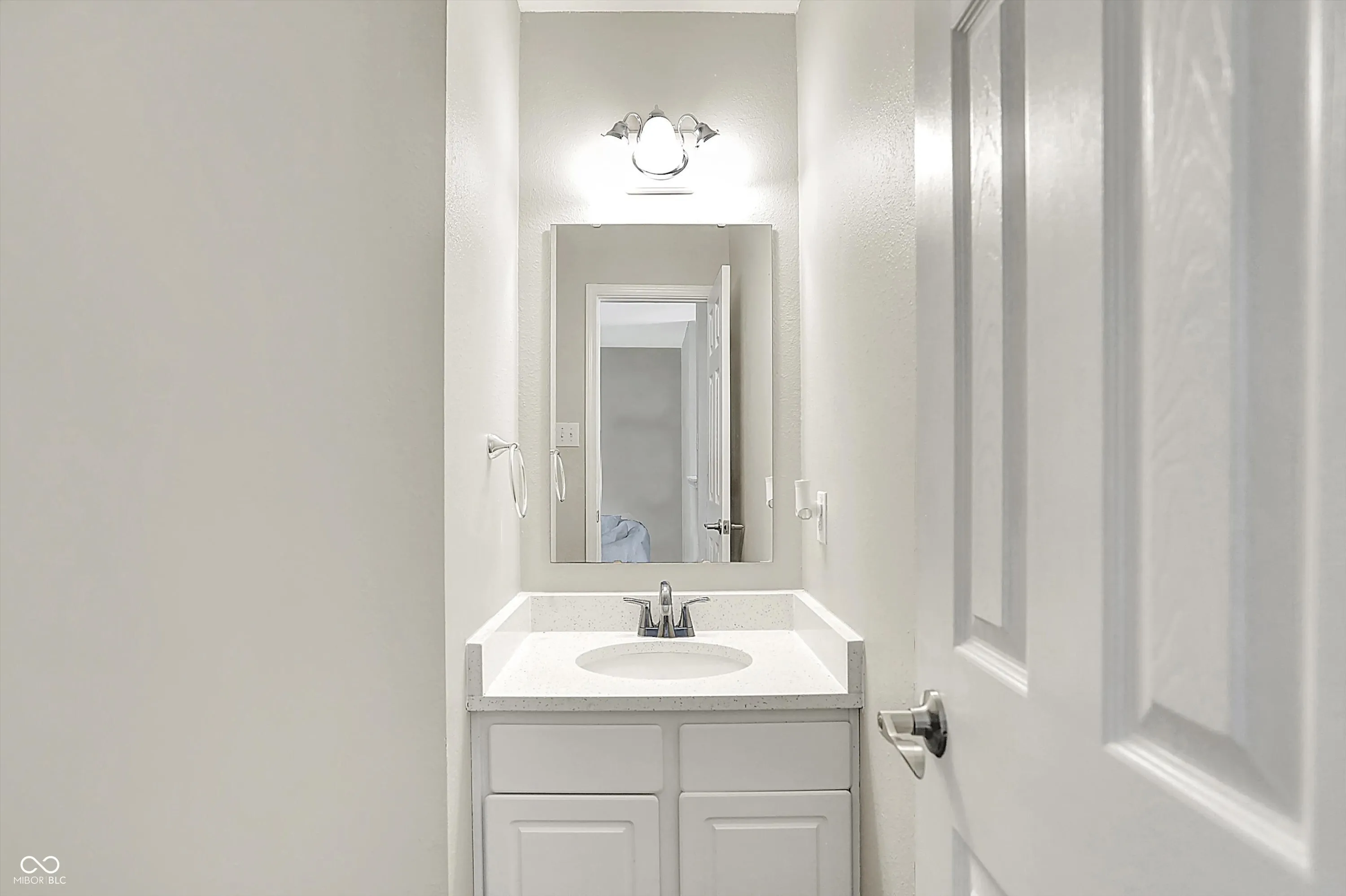 Noblesville, Indiana 46062, United States, 3 Bedrooms Bedrooms, ,3 BathroomsBathrooms,Residential,Pending,189806