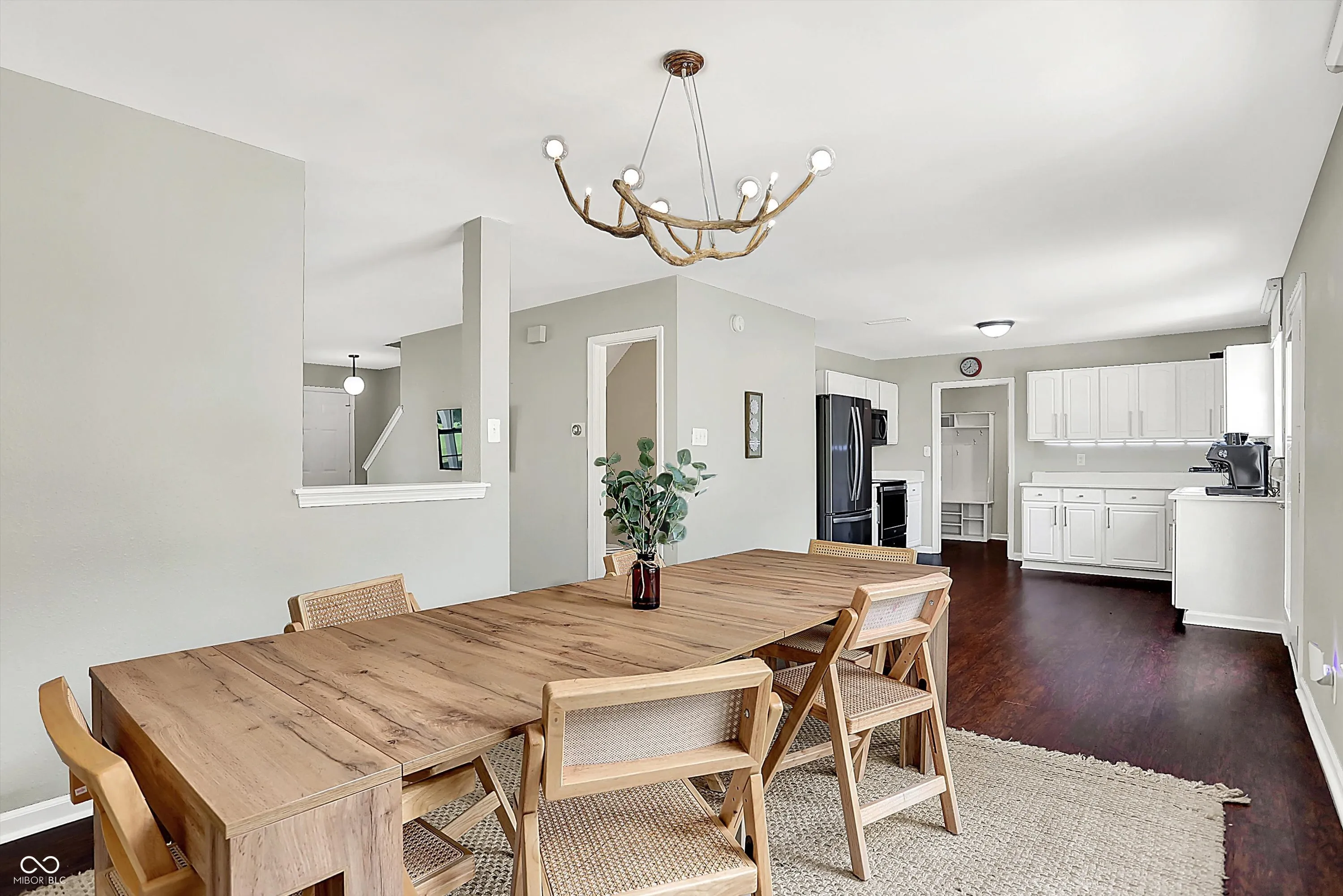 Noblesville, Indiana 46062, United States, 3 Bedrooms Bedrooms, ,3 BathroomsBathrooms,Residential,Pending,189806