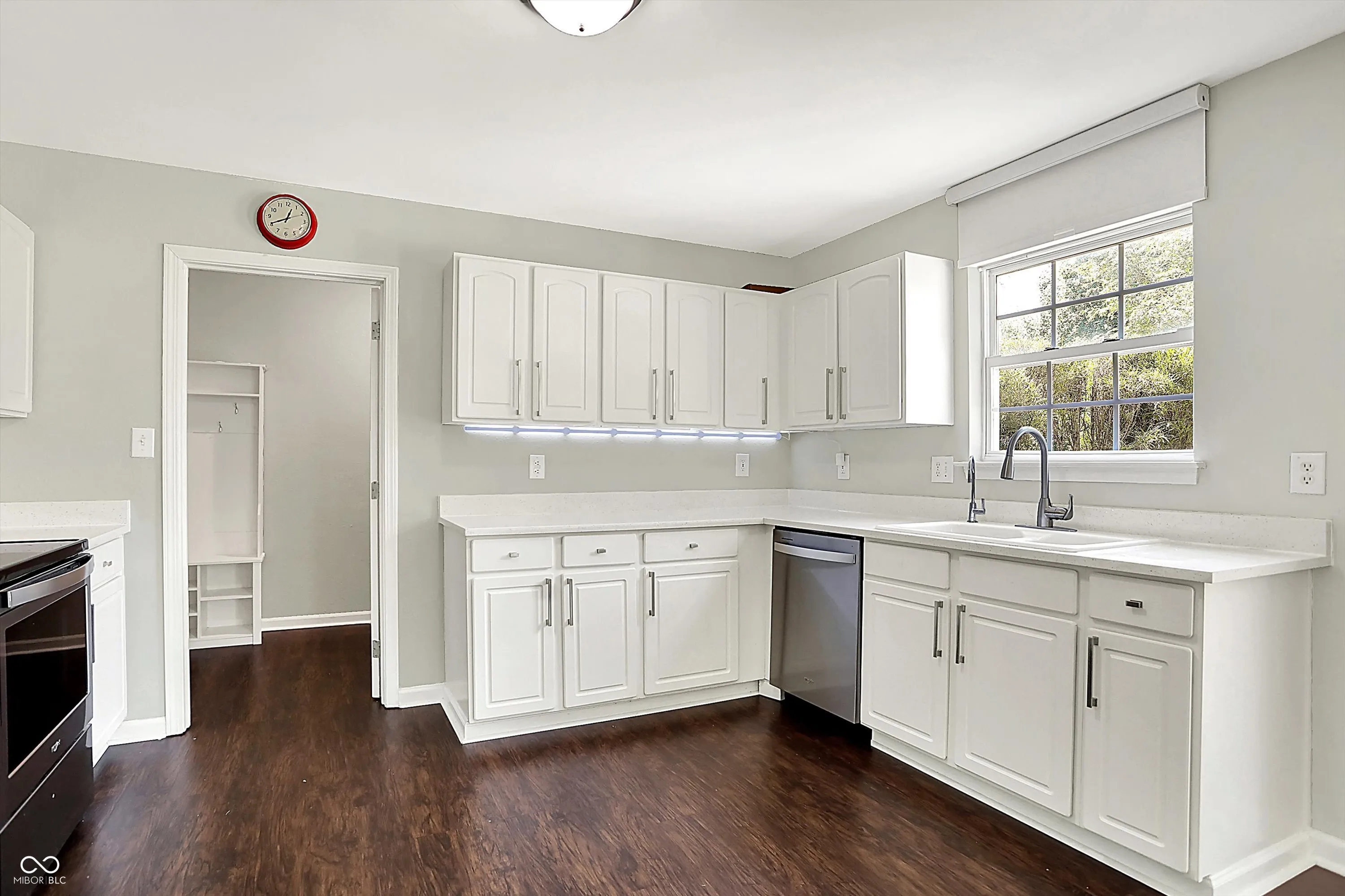 Noblesville, Indiana 46062, United States, 3 Bedrooms Bedrooms, ,3 BathroomsBathrooms,Residential,Pending,189806