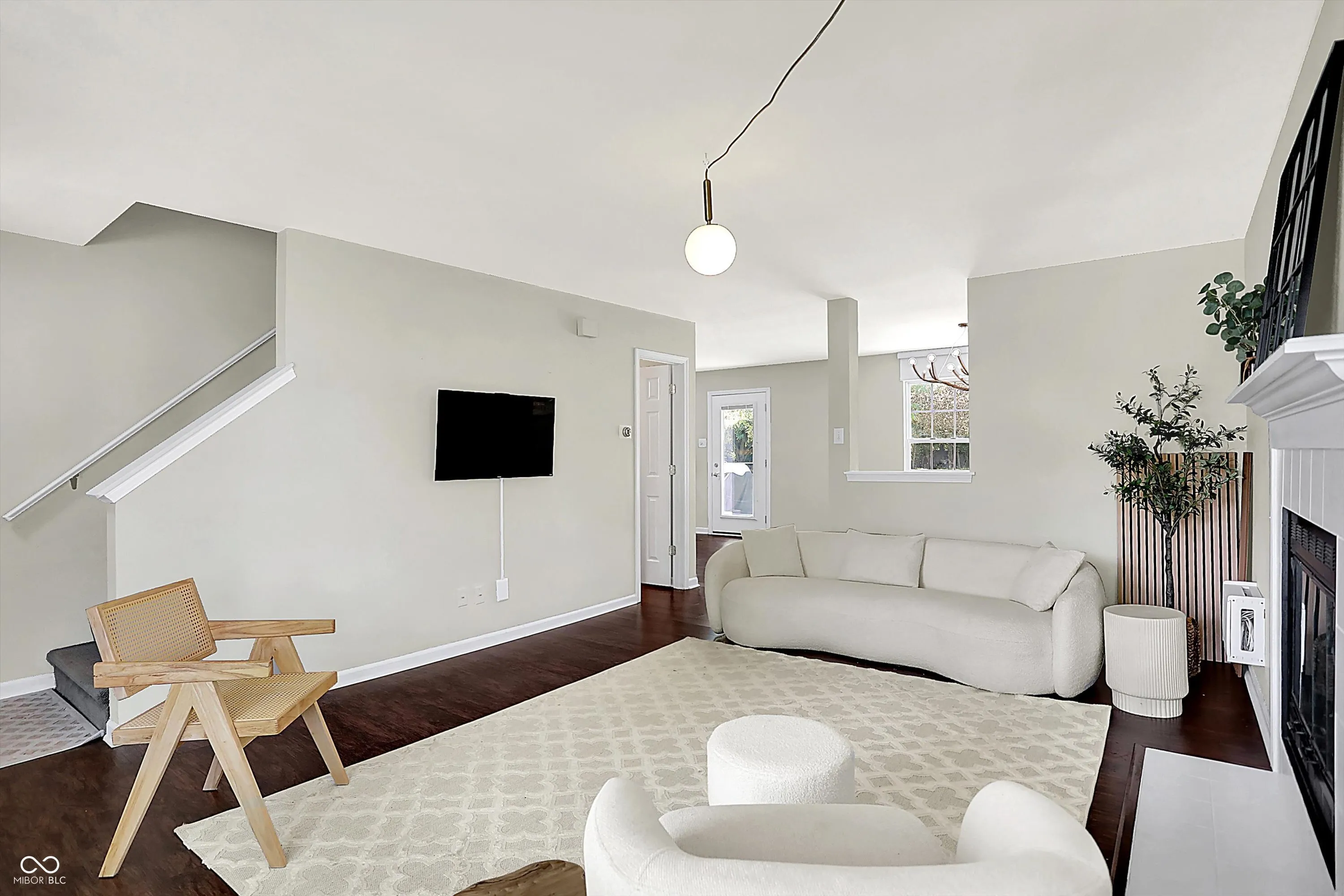 Noblesville, Indiana 46062, United States, 3 Bedrooms Bedrooms, ,3 BathroomsBathrooms,Residential,Pending,189806