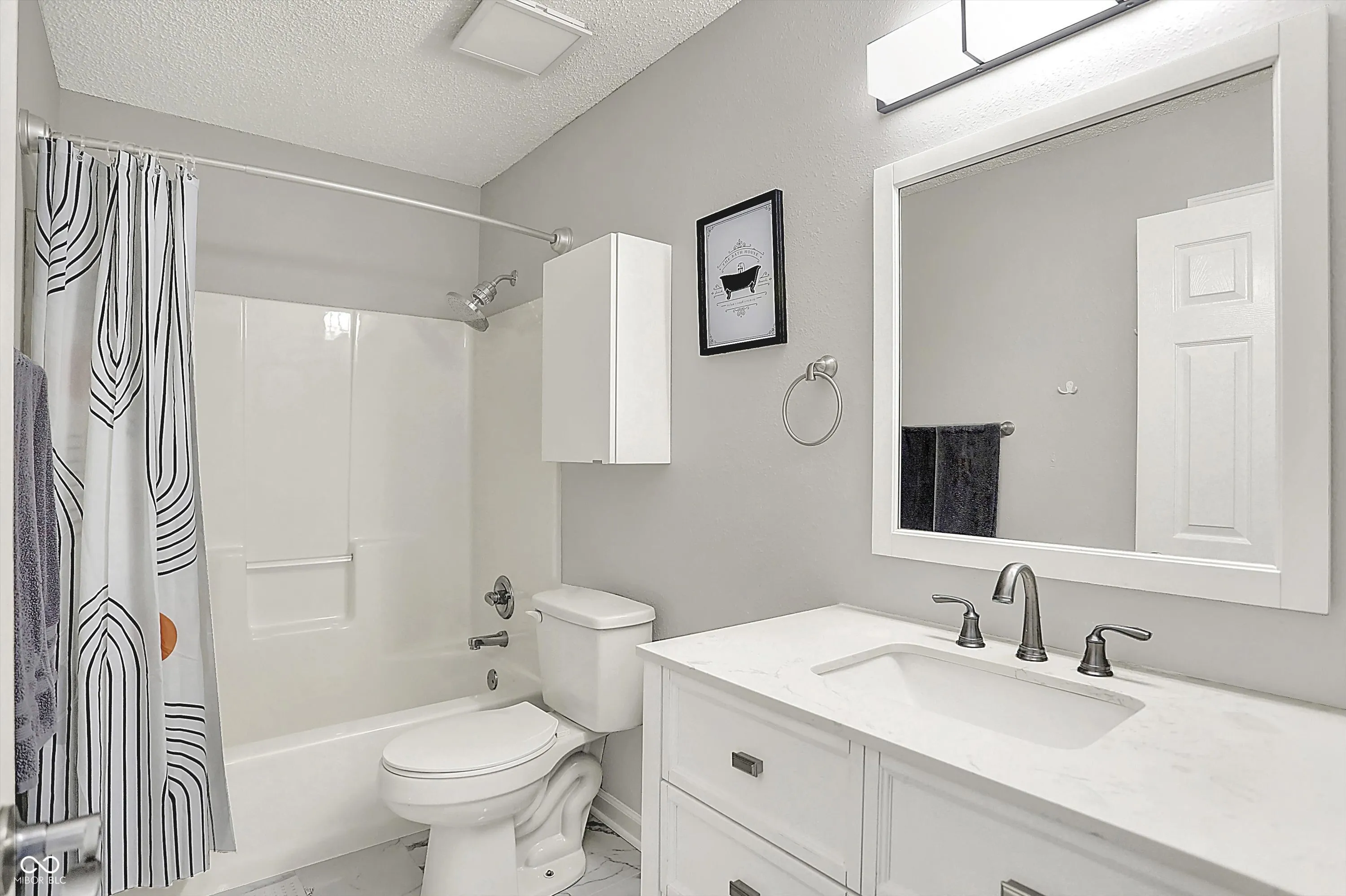 Noblesville, Indiana 46062, United States, 3 Bedrooms Bedrooms, ,3 BathroomsBathrooms,Residential,Pending,189806