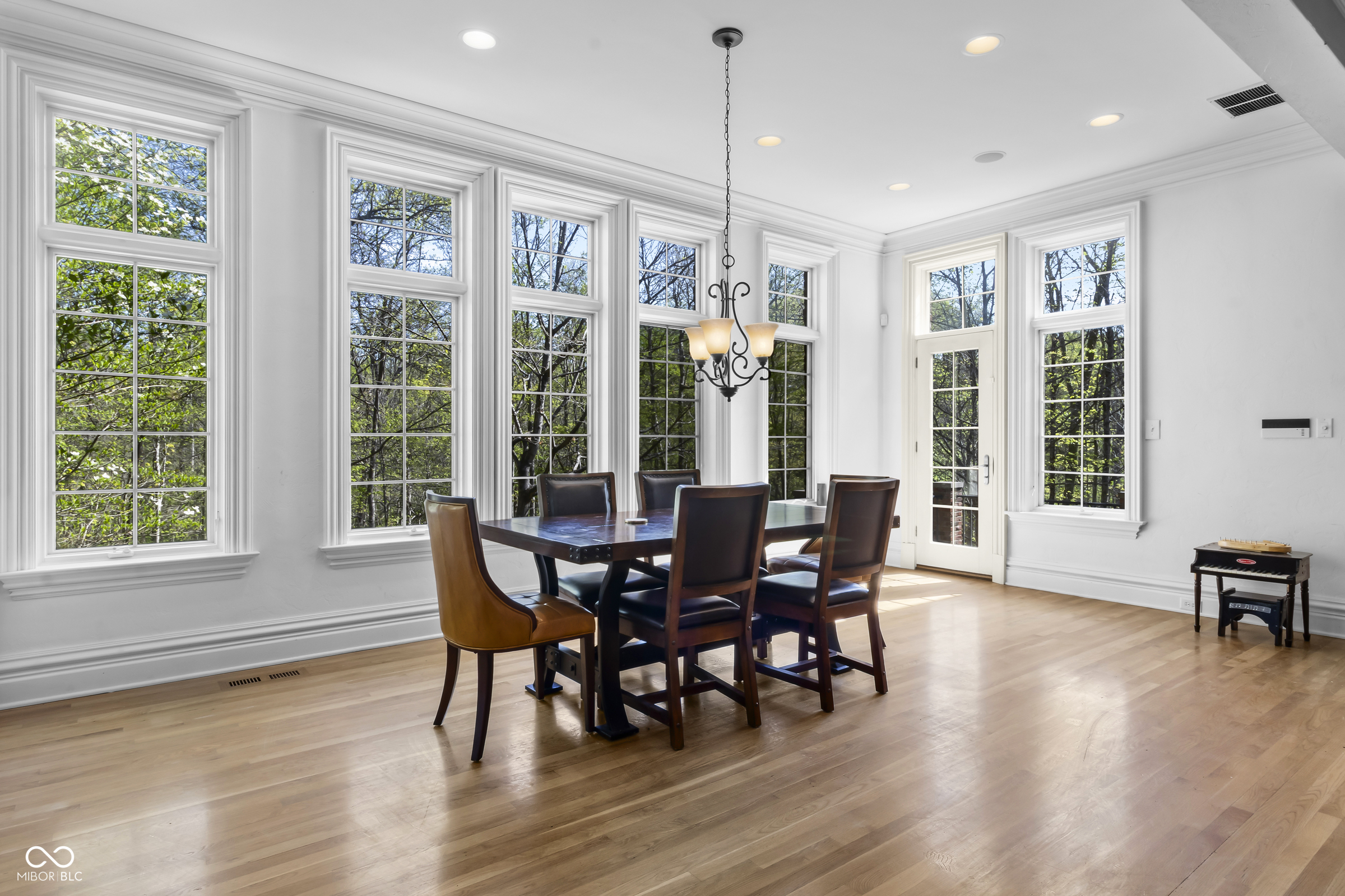 7946 Mill Stream Circle