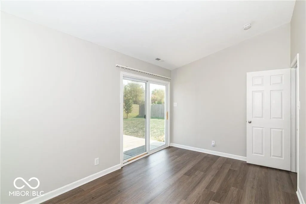 Fishers, Indiana 46037, United States, 3 Bedrooms Bedrooms, ,2 BathroomsBathrooms,Residential,Pending,183920