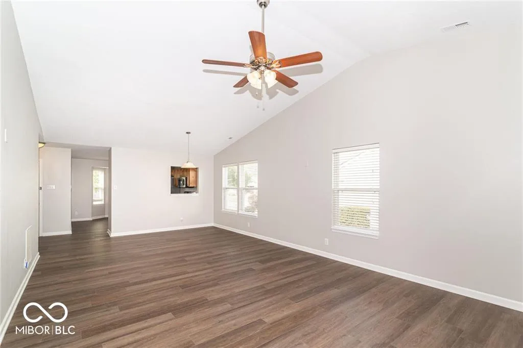 Fishers, Indiana 46037, United States, 3 Bedrooms Bedrooms, ,2 BathroomsBathrooms,Residential,Pending,183920