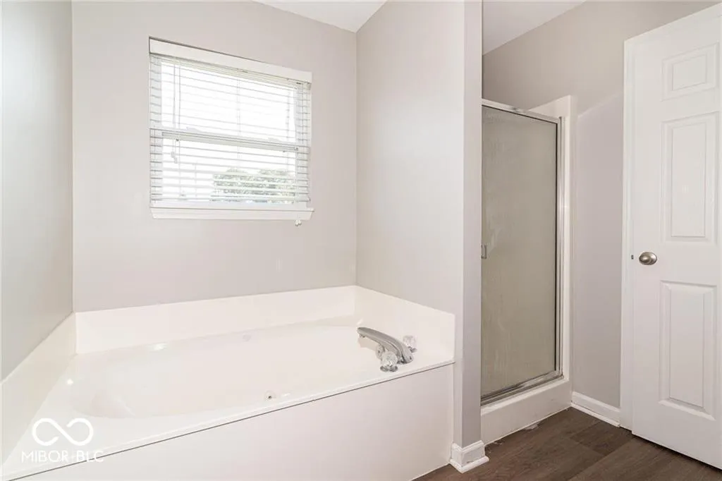 Fishers, Indiana 46037, United States, 3 Bedrooms Bedrooms, ,2 BathroomsBathrooms,Residential,Pending,183920