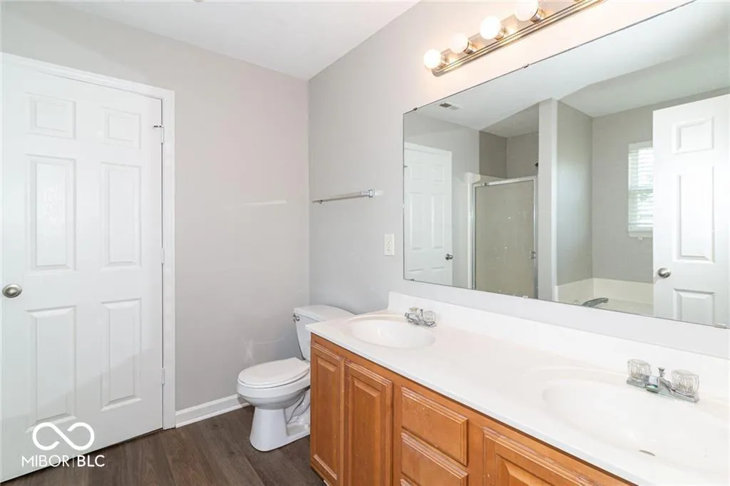 Fishers, Indiana 46037, United States, 3 Bedrooms Bedrooms, ,2 BathroomsBathrooms,Residential,Pending,183920