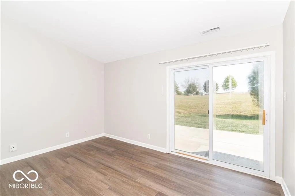 Fishers, Indiana 46037, United States, 3 Bedrooms Bedrooms, ,2 BathroomsBathrooms,Residential,Pending,183920