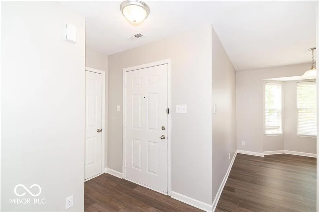 Fishers, Indiana 46037, United States, 3 Bedrooms Bedrooms, ,2 BathroomsBathrooms,Residential,Pending,183920