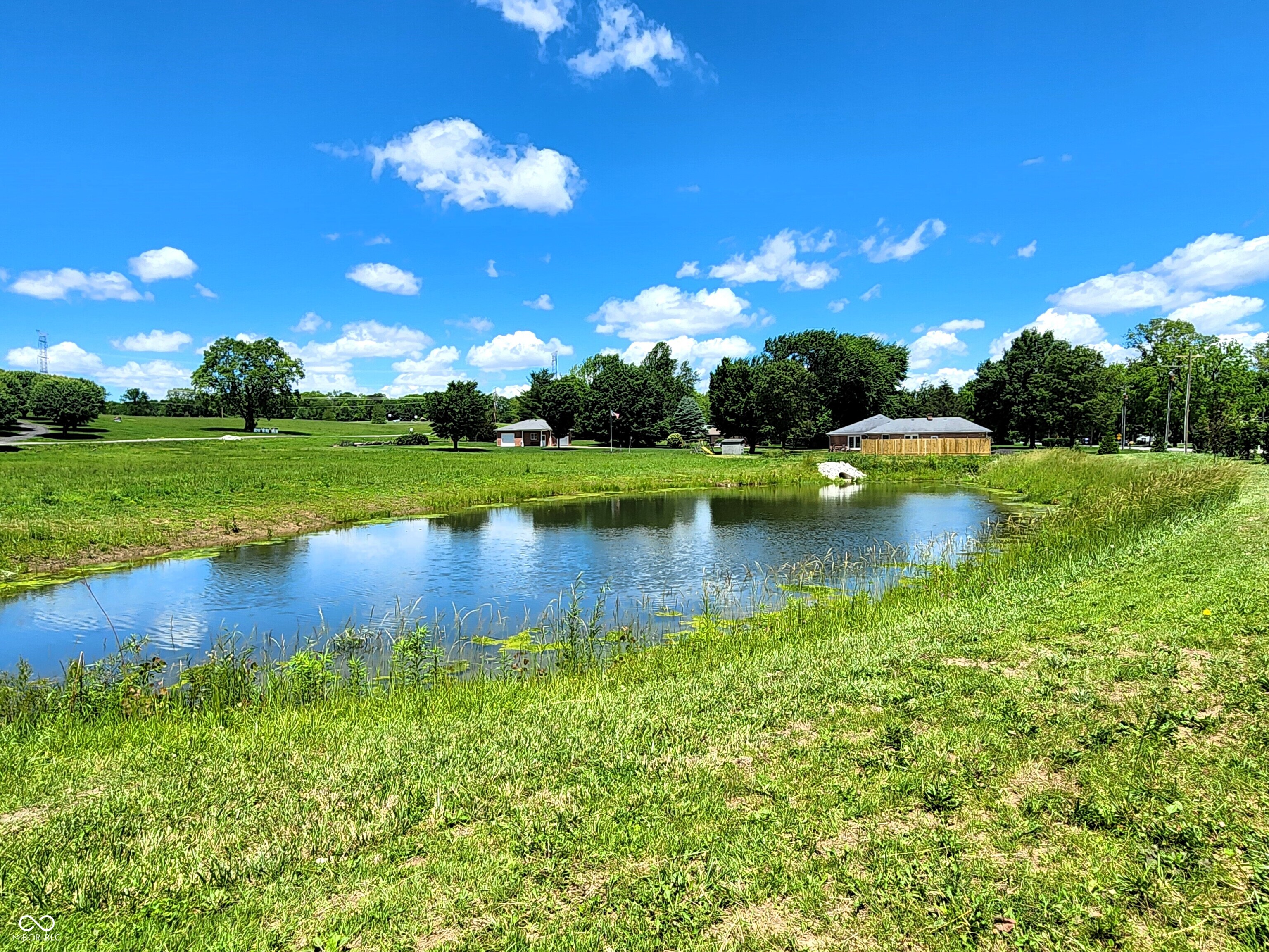 View Greenwood, IN 46143 property