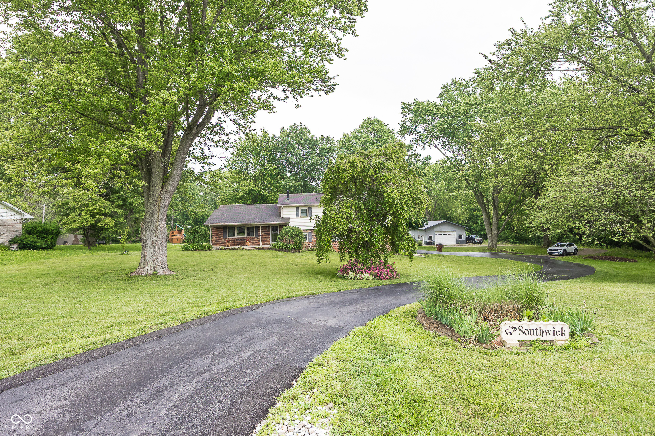 2457 N Centerline Road